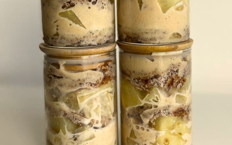 PASTEL EN VASO — PIÑA CON COCO