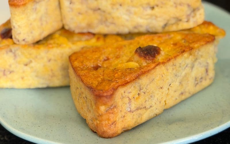 PASTEL DE MAÍZ CON BANANA
