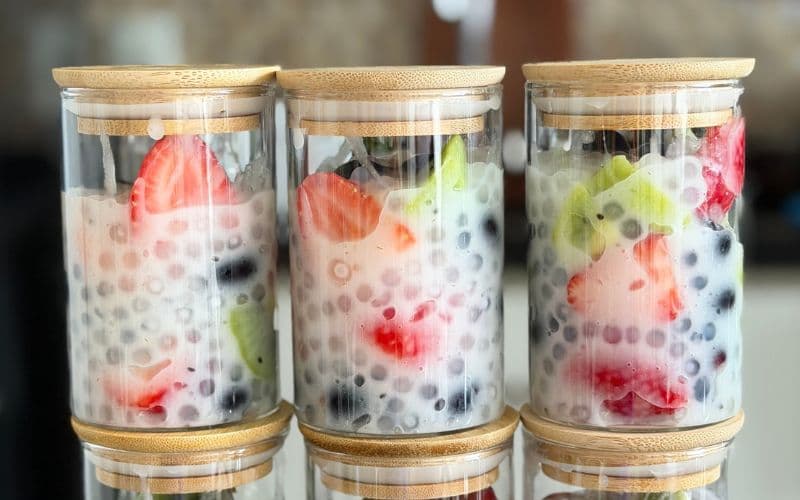 ENSALADA DE FRUTAS CON SAGÚ
