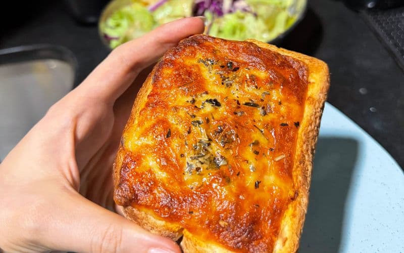 TOAST DE POLLO
