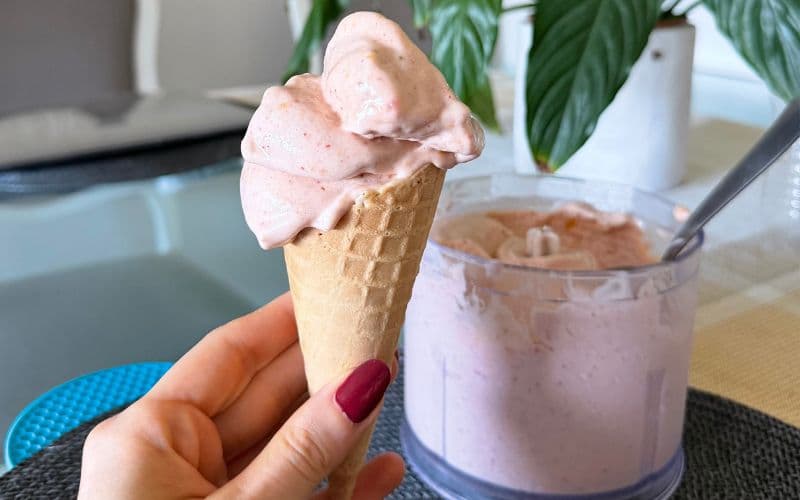 FRESA CON BANANA