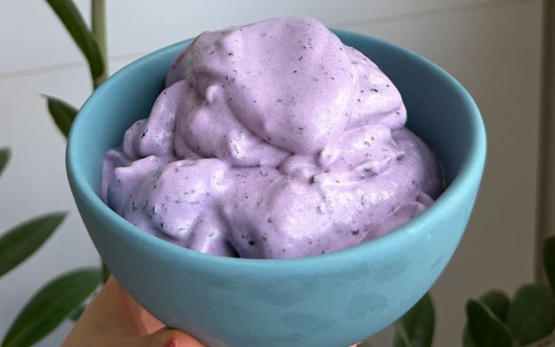 UVA CON LECHE EN POLVO